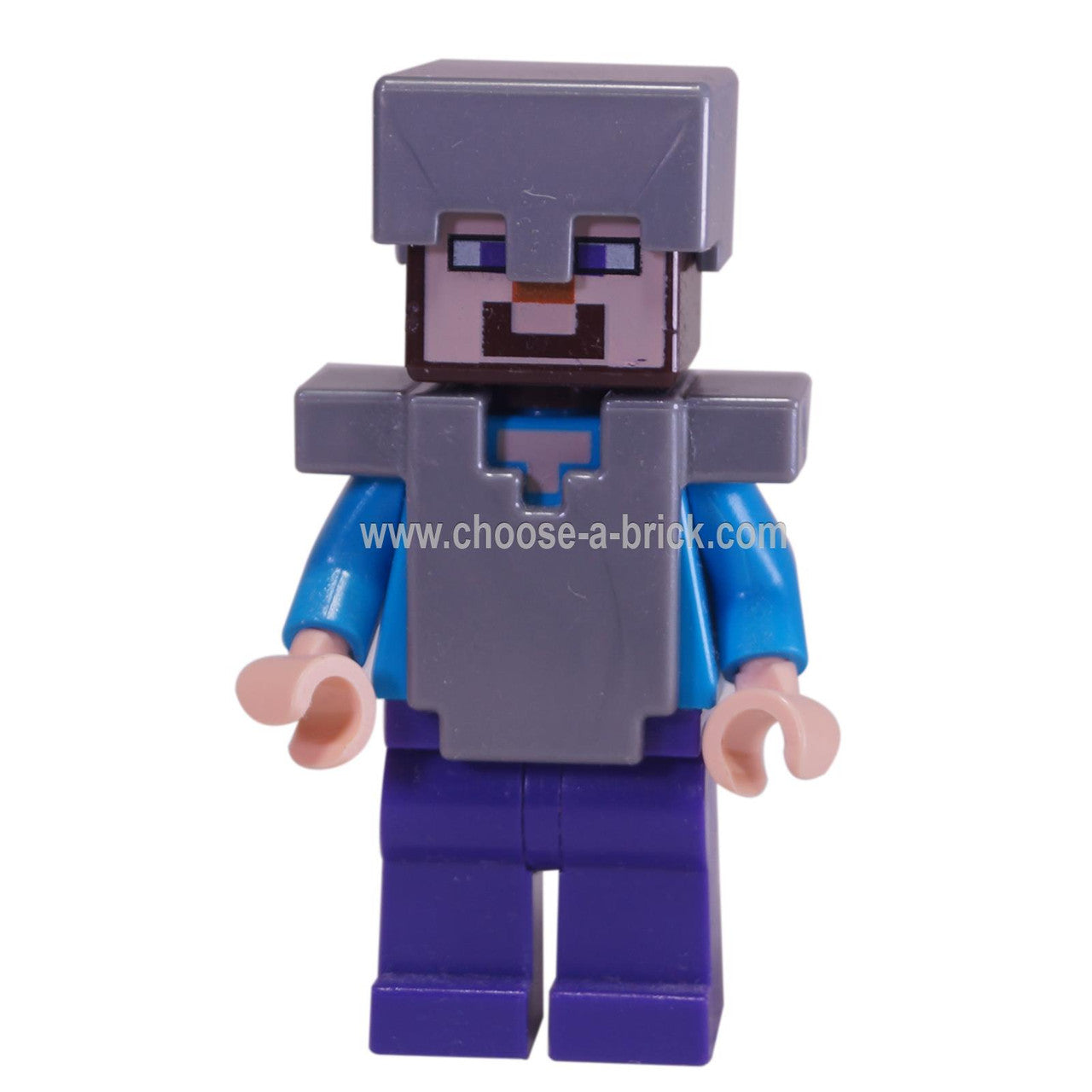 Steve dengan helmet besi dan armor - min013