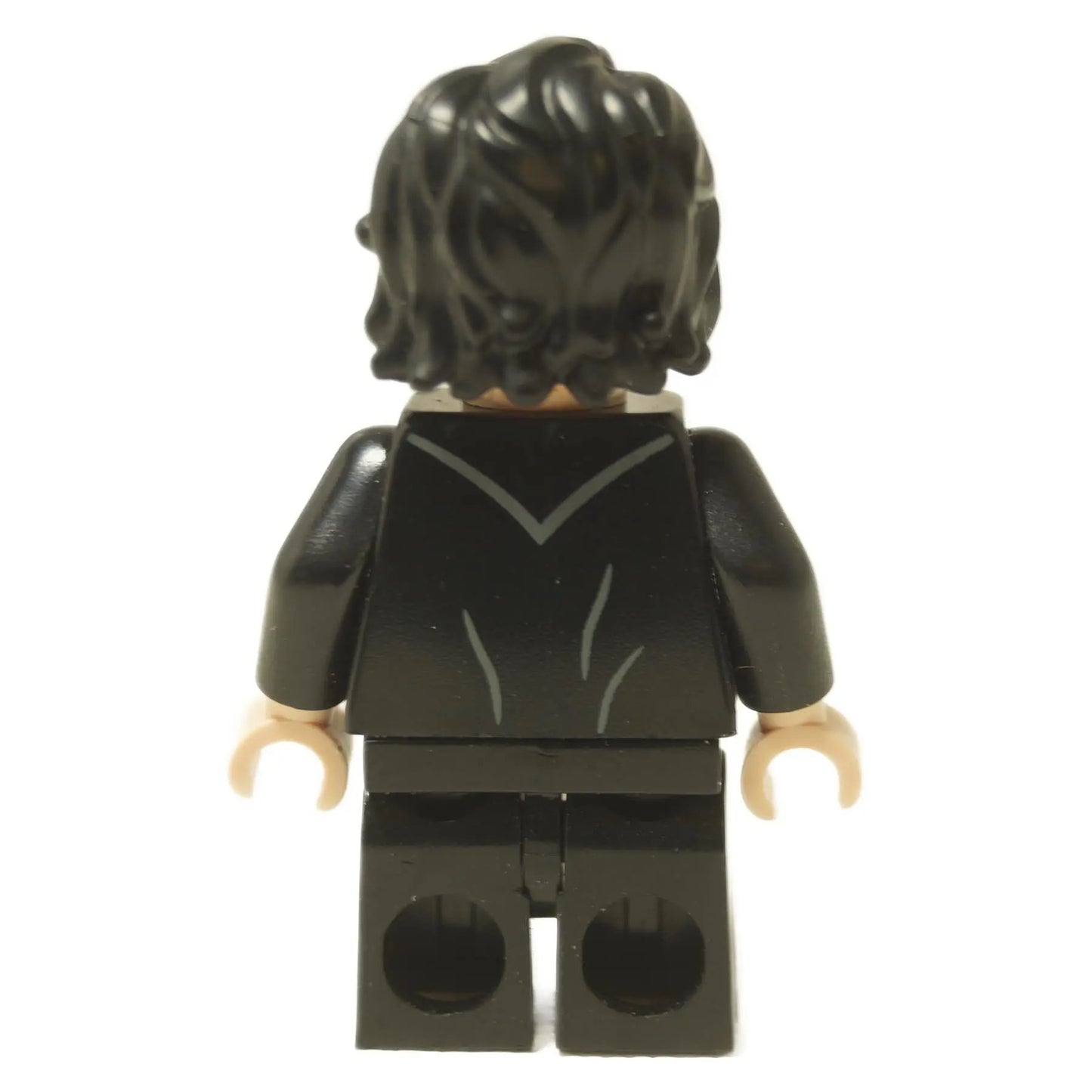 LEGO® Minifigura de Harry Potter (hp184) con un esmoquin negro, una pajarita blanca y sus gafas características. Vista trasera.