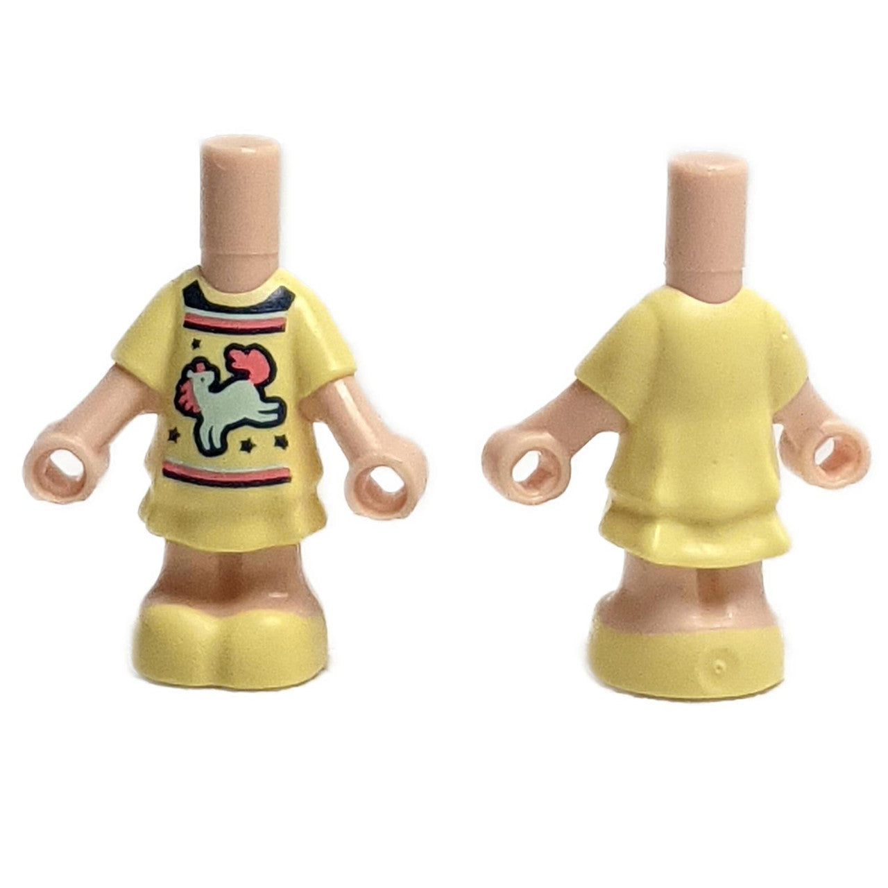 Micro Doll, Cuerpo con Vestido Corto en Capas Moldeado de Color Amarillo Brillante y Zapatos y Co Impreso en Negro