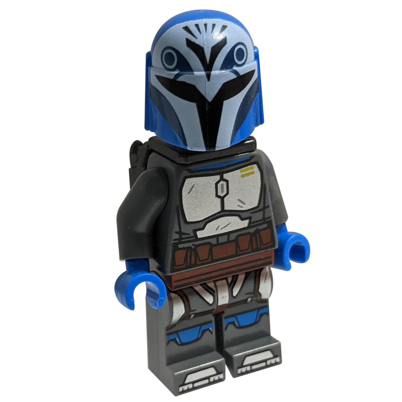 LEGO Bo-Katan Kryze minifigure, front view with helmet and armor.