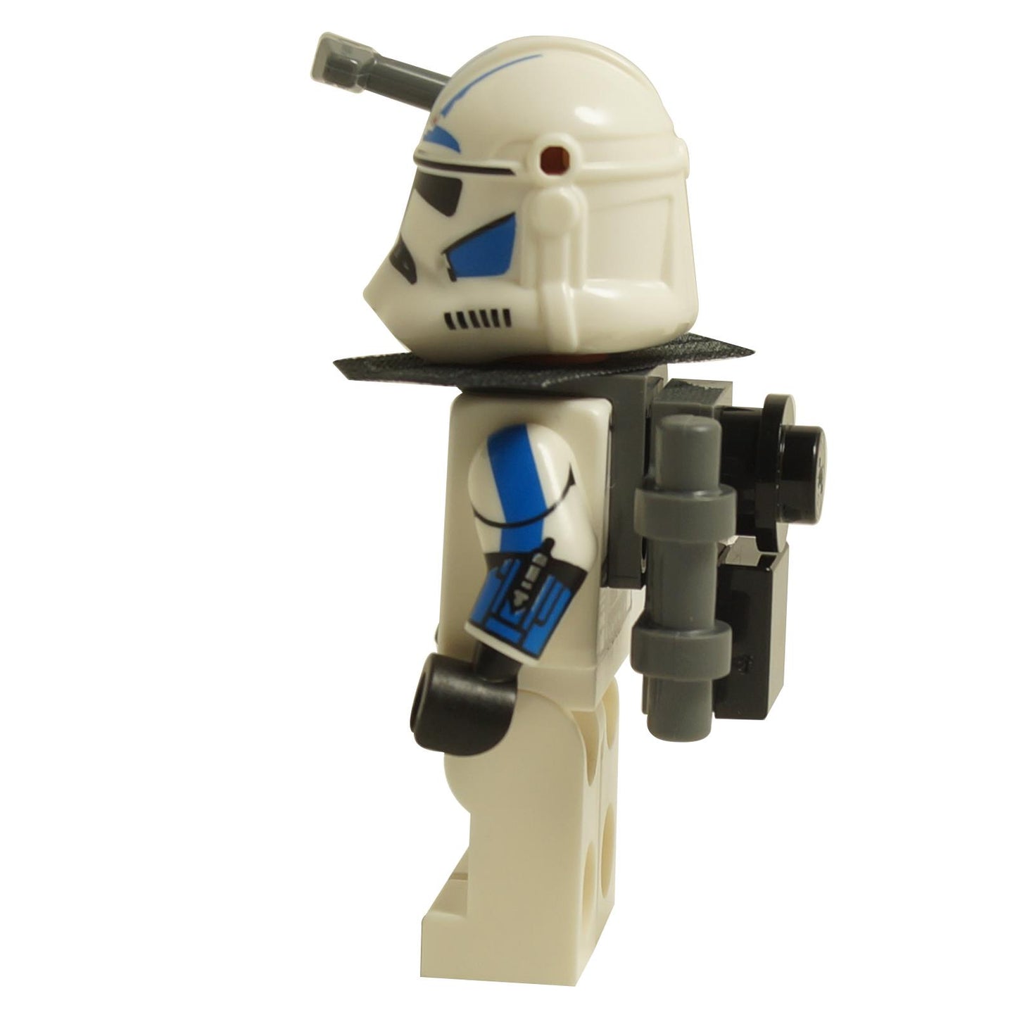 LEGO ARC Trooper Fives minifigure (sw1329) in Phase 2 armor with pauldron, kama, side view on backpack