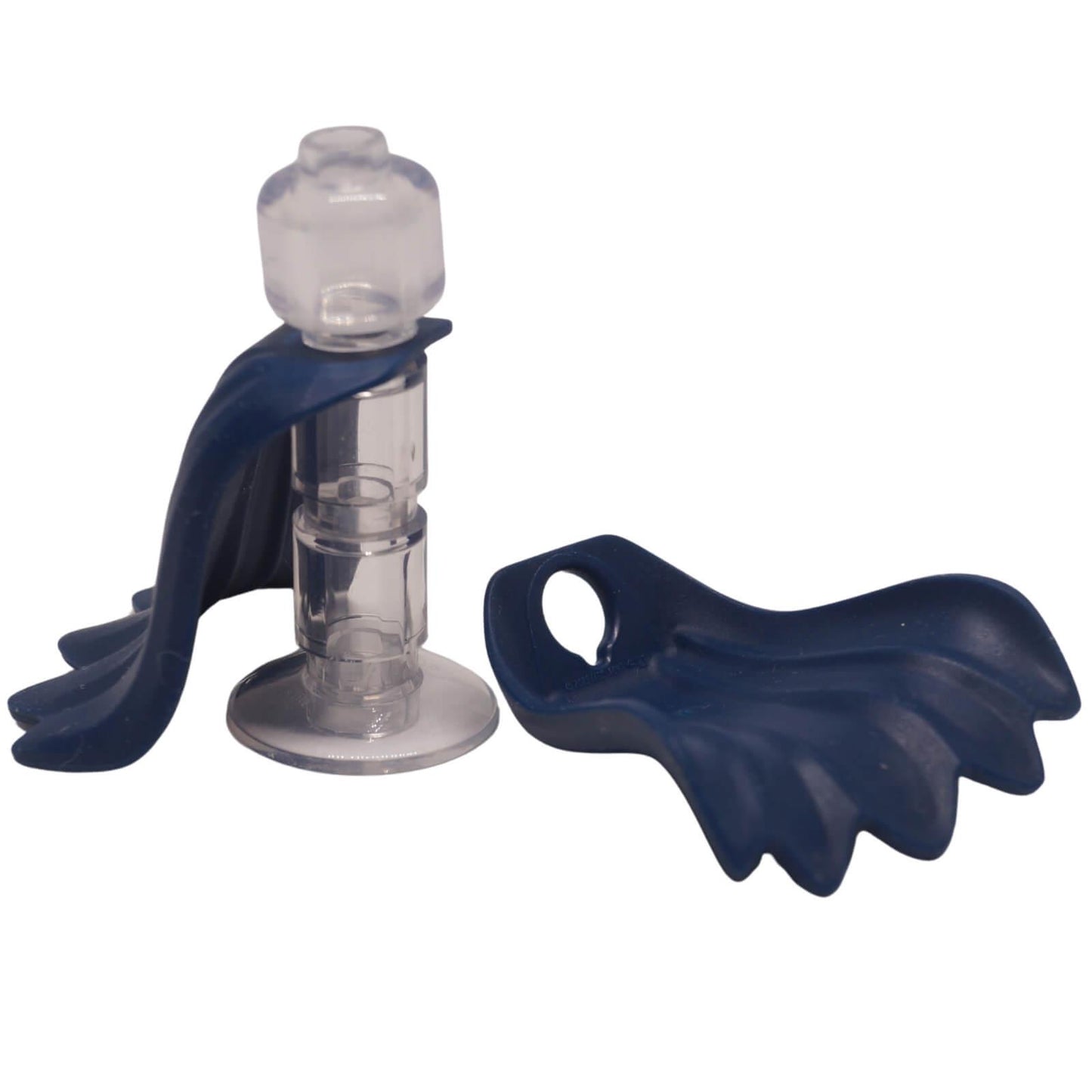 Capa de minifigura de goma flexible azul oscuro con diseño de cinco puntas en forma de onda