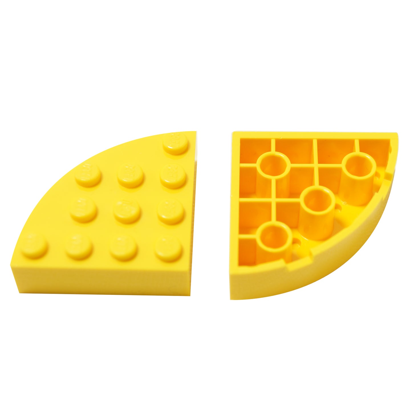 LEGO® Brick 2577 – Round Corner 4 x 4 Full Brick in Yellow (2x New), shown from top and underside views on a white background.