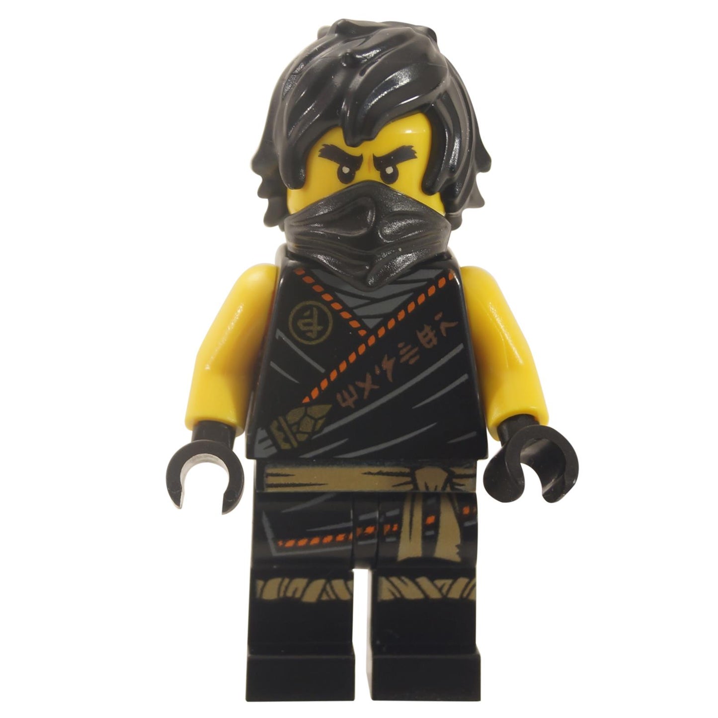 LEGO Ninjago Cole minifigure njo0575a in his black Legacy Rebooted gi, with his black hair and mask. Front view.