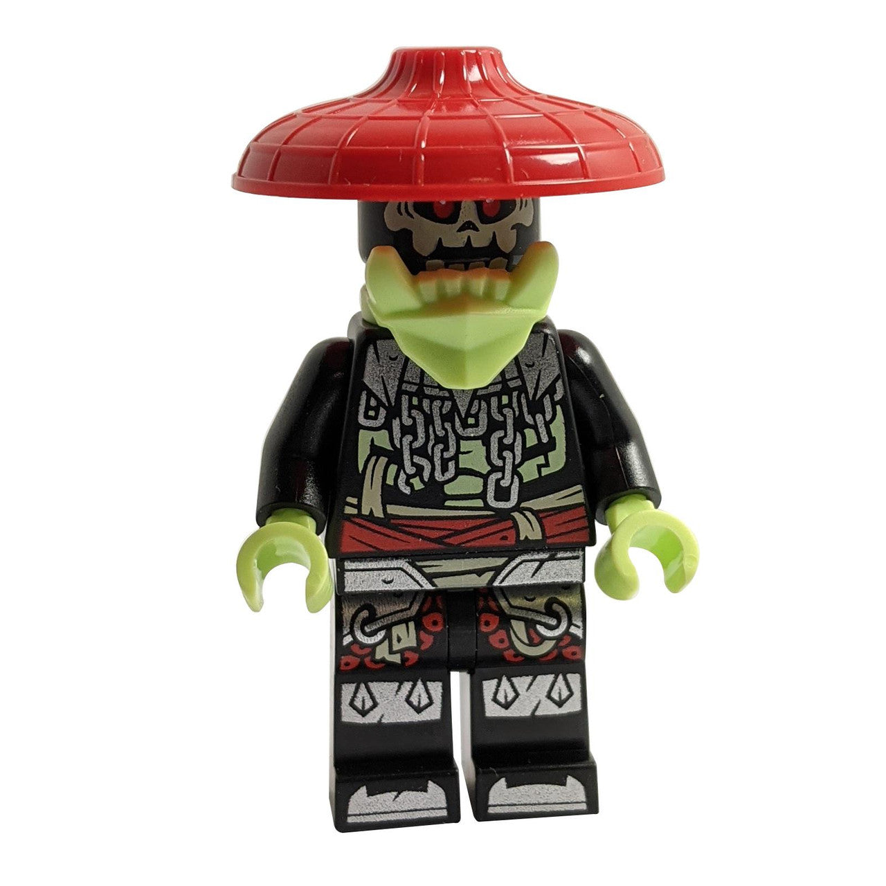 هيكل عظمي صياد العظام من LEGO NINJAGO ميني فيغور مع قبعة حمراء ودروع عنق خضراء وزي أسود