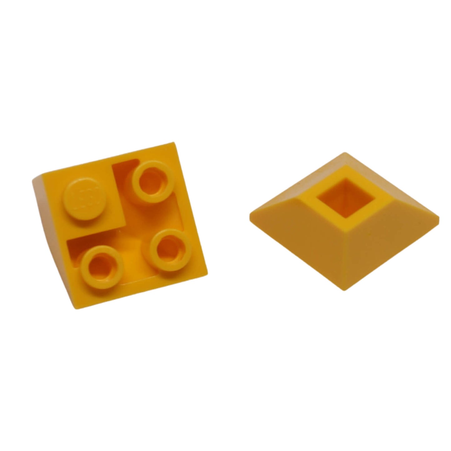 Geel omgekeerde 45 graden 2 x 2 dubbele convexe helling voor LEGO® bouwdetails en hellende structuren
