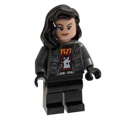 Zia Rodriguez, Tmavě Modrošedá bunda (jw090new) LEGO Minifigurka