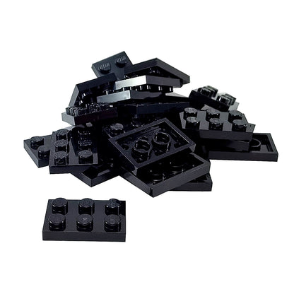 LEGO® Placa 2x3 de plástico duradero Negro, ideal para construcciones estructurales, bases y conexiones MOC versátiles.
