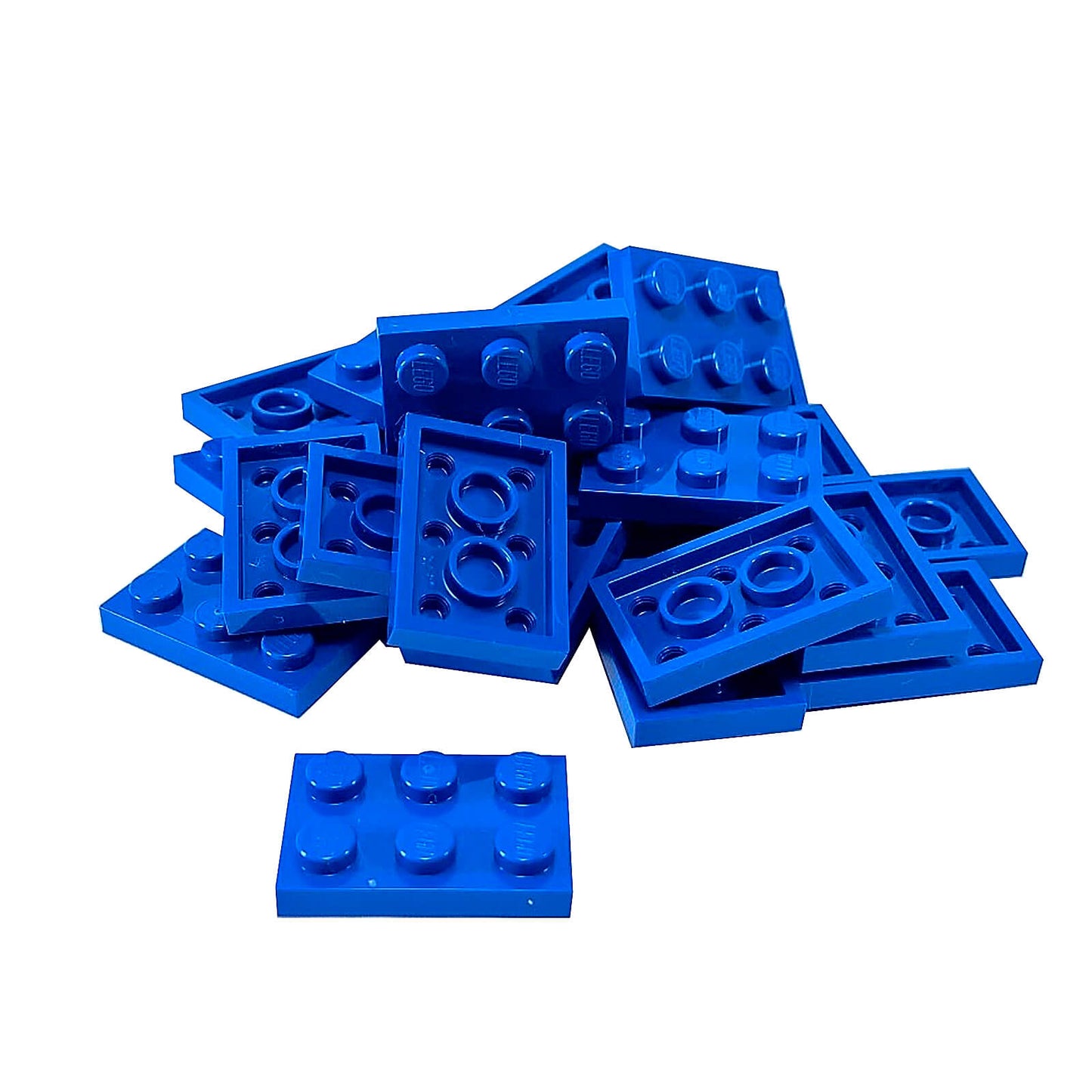 LEGO® Placa 2x3 de plástico duradero color azul, ideal para construcciones estructurales, bases y conexiones MOC versátiles.
