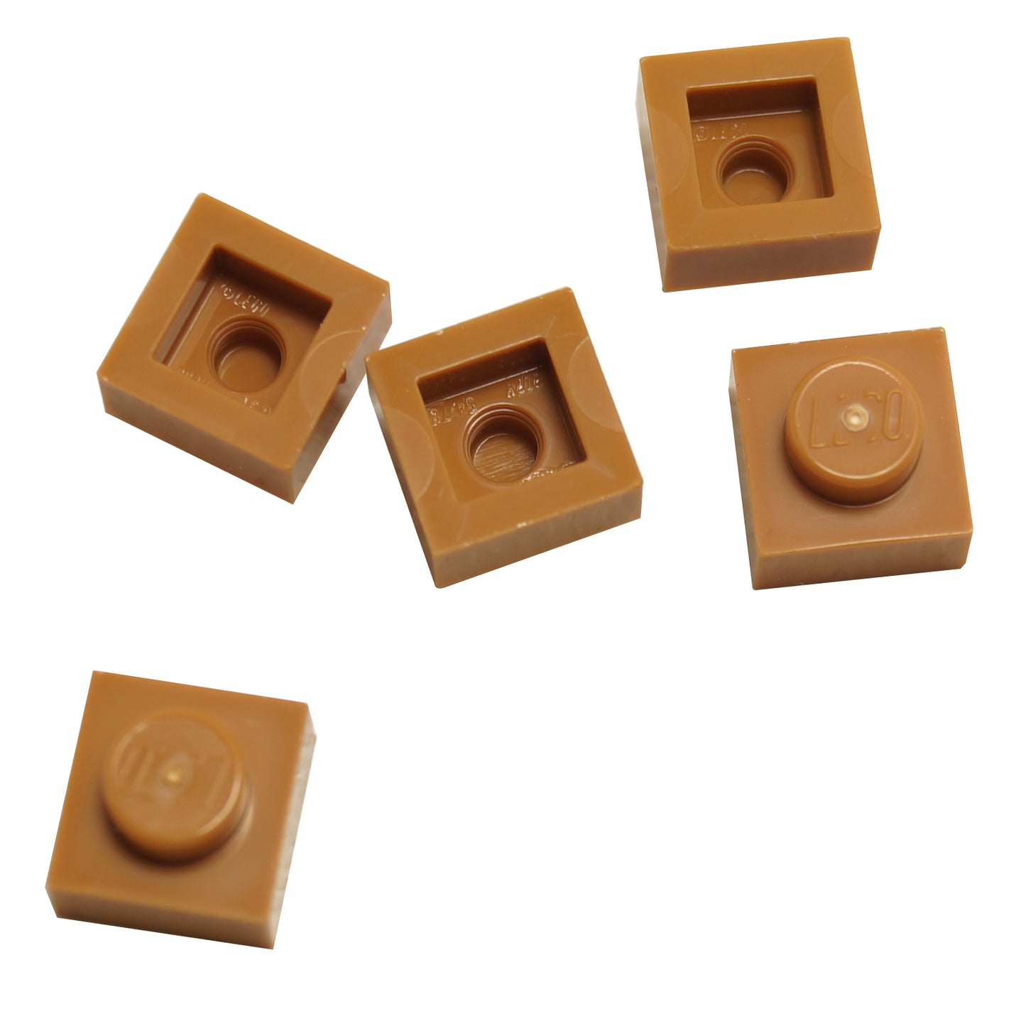 LEGO® Placa 1x1 en nougat medio, un elemento básico versátil ideal para detalles, separación y conexiones precisas de MOC.

