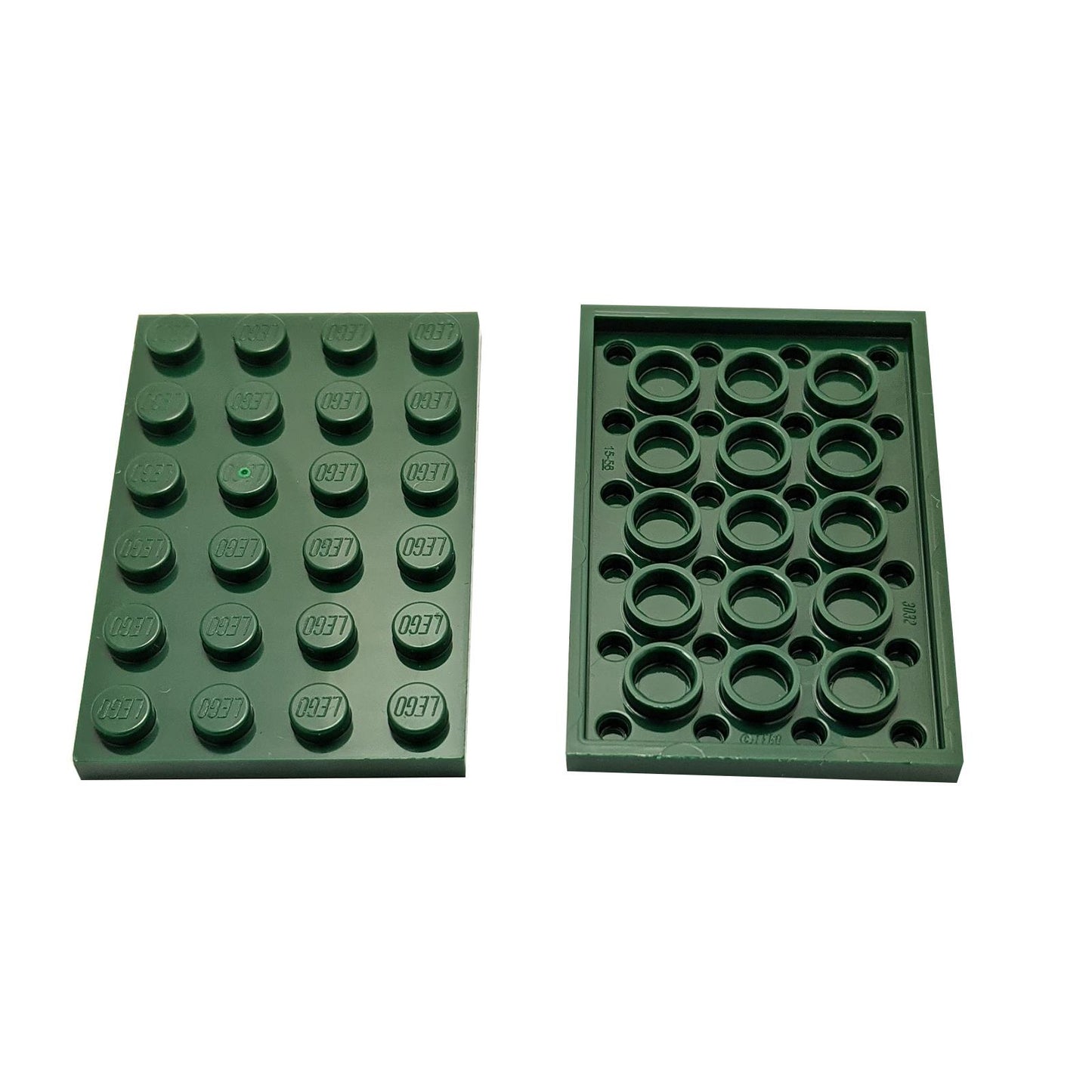 LEGO® Plate 4 x 6 (3032) in standard rectangular shape for building bases, platforms, and structural support in dark green.
