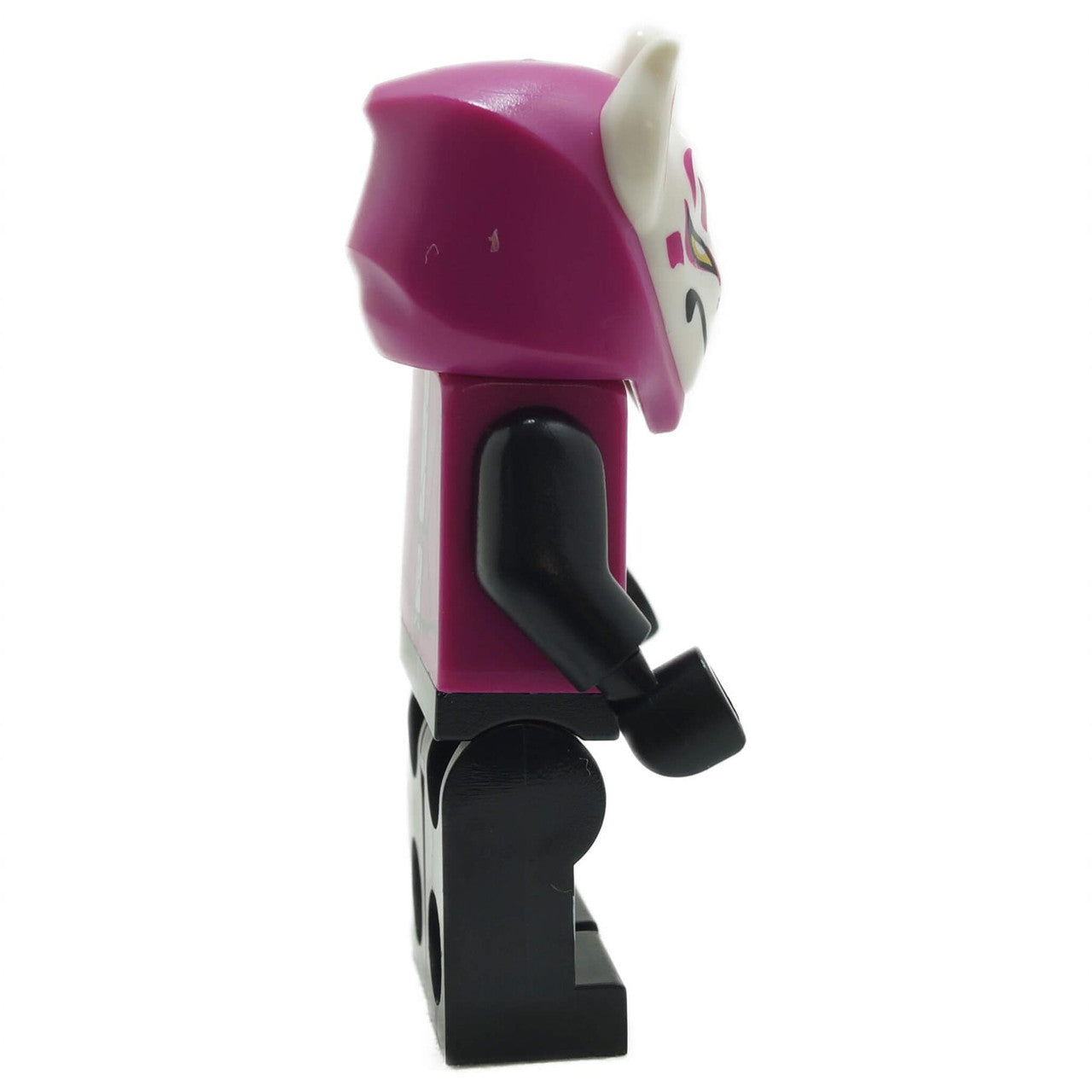LEGO Drift minifigure frtn005 with mask and accessory Fortnite, side view.