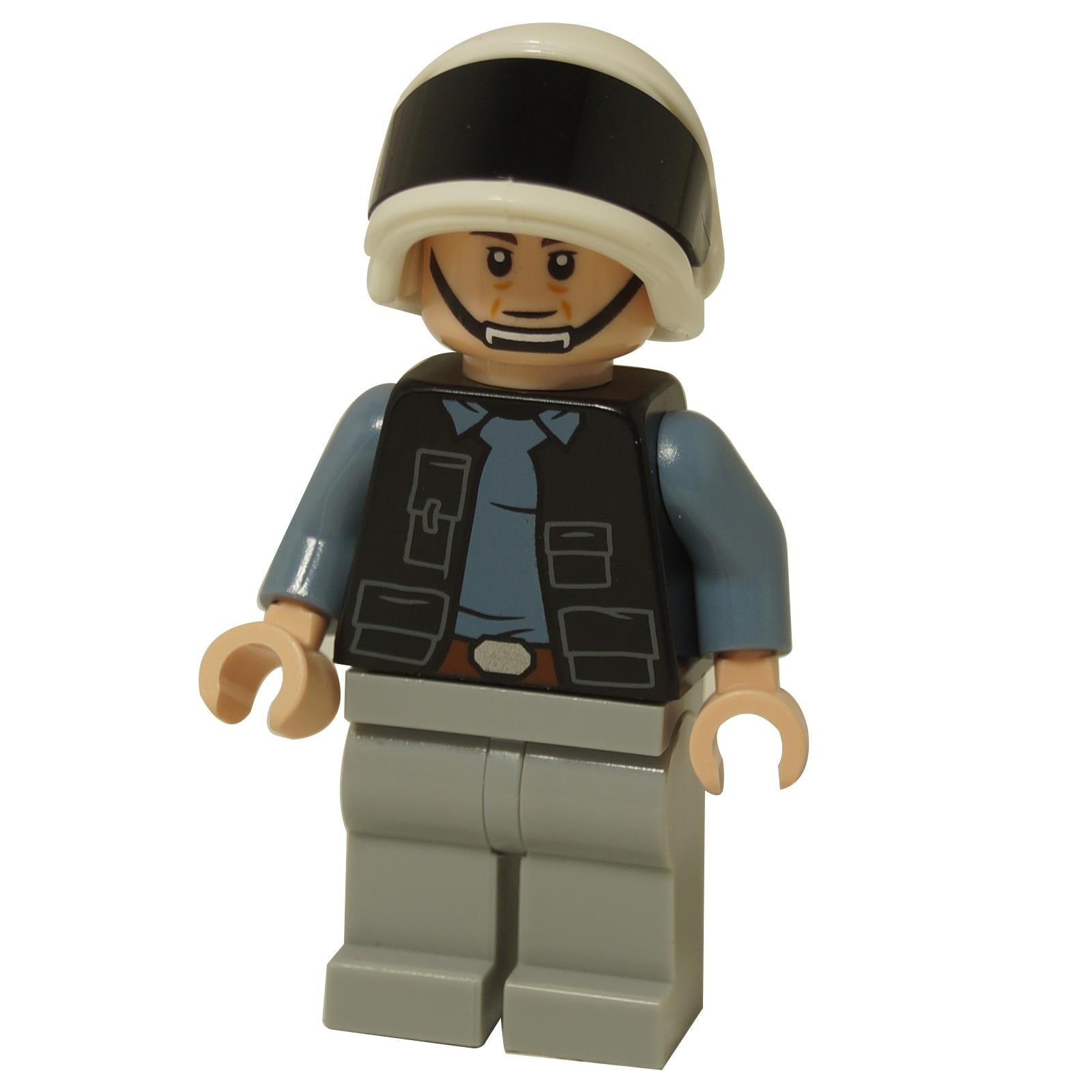 Vista frontal del minifigura del LEGO® Rebel Fleet Trooper (sw1391) con una sonrisa confiada, presentando una impresión detallada del torso de un uniforme azul y chaleco táctico negro.