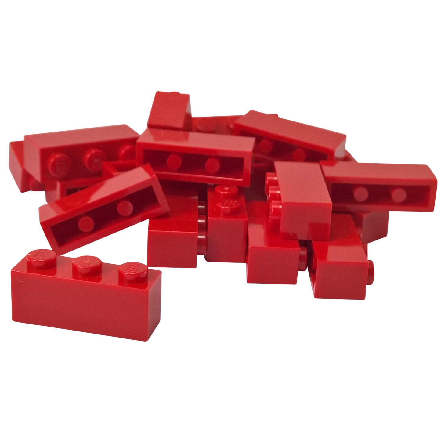 LEGO® Brick 1 x 3 (3622) standard rectangular building brick for structural layouts and detailed construction in red.
