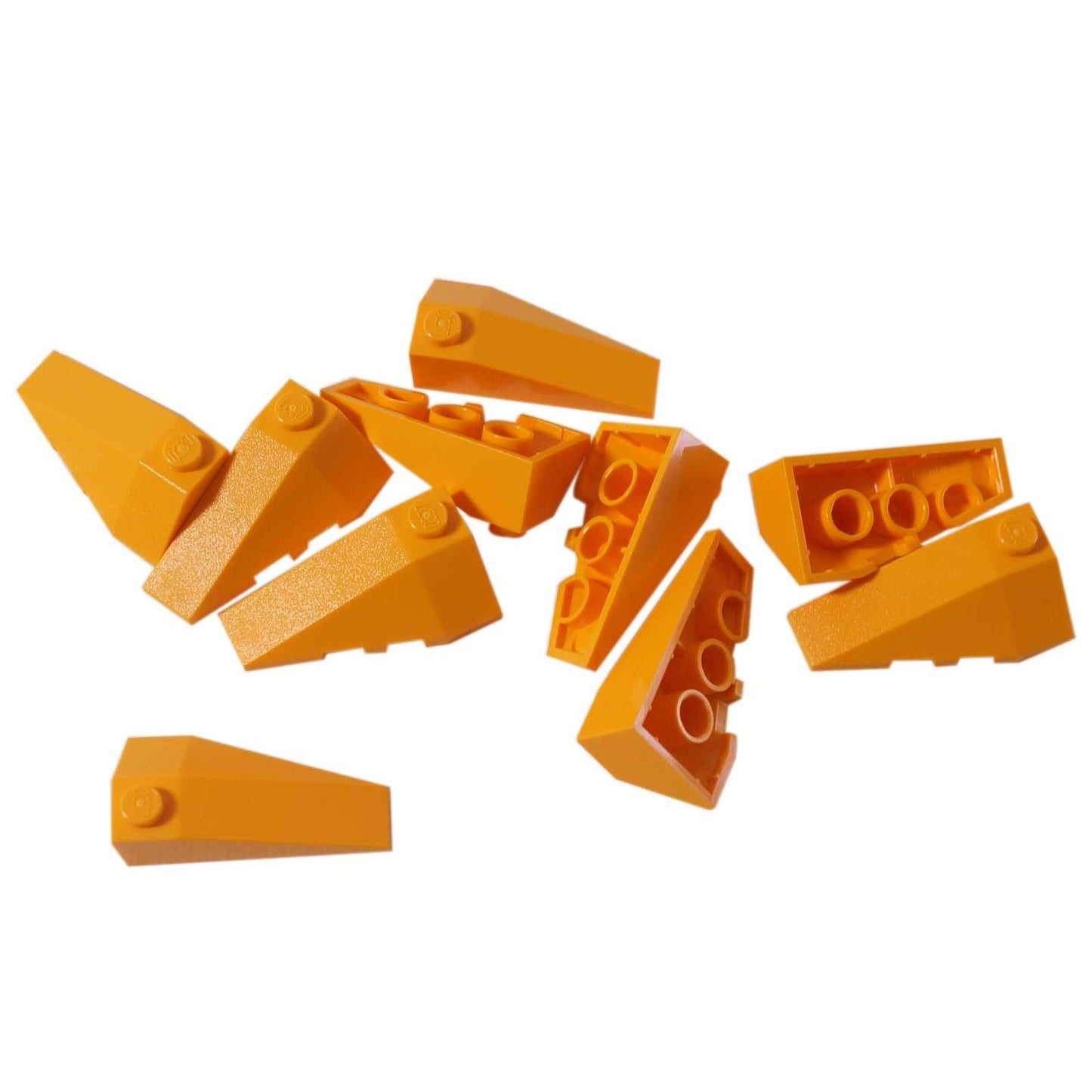 Bright light orange LEGO® peça wedge 4x2 com inclinação tripla à esquerda 43710 usada para modelagem angular em veículos e construções
