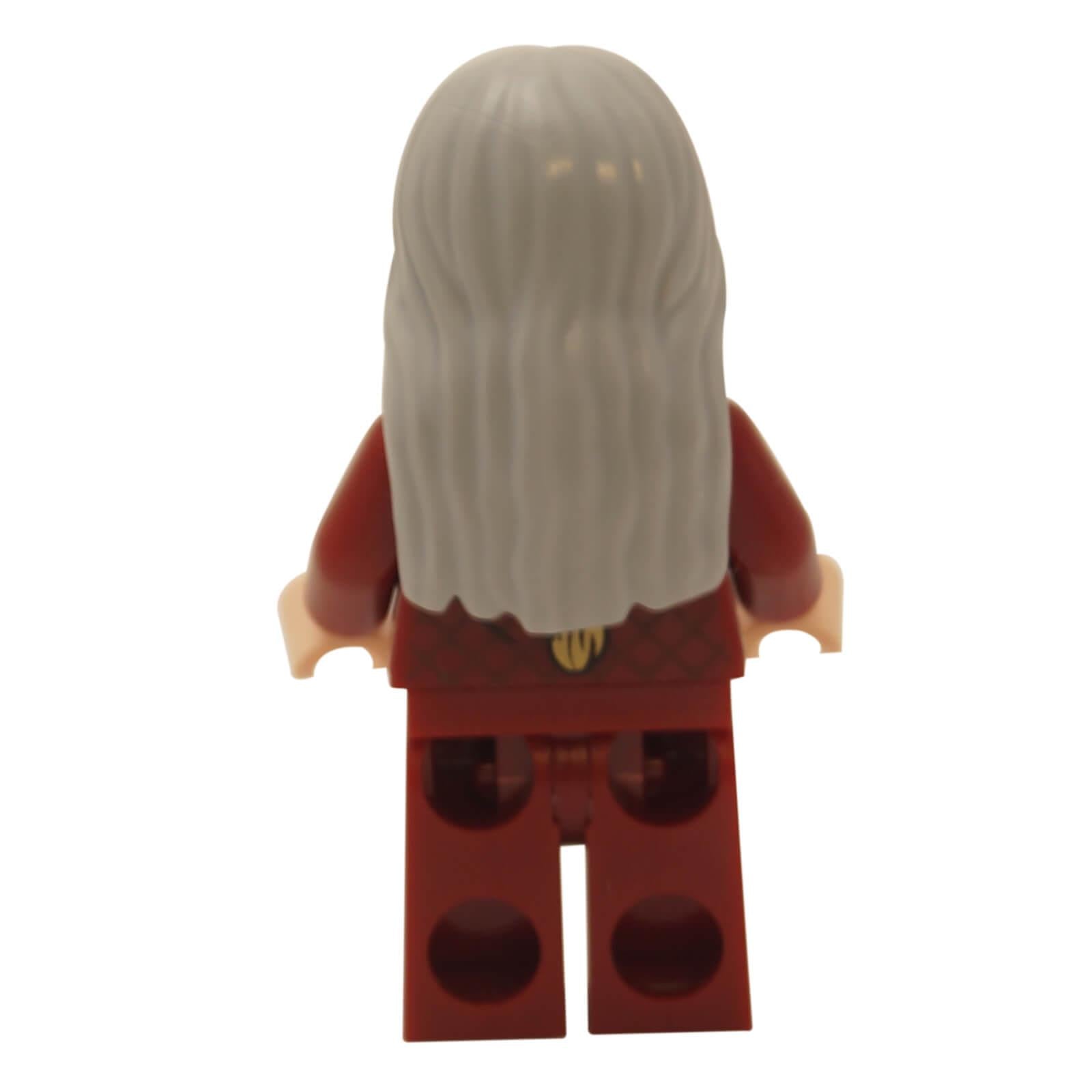 Rear view of the LEGO® Albus Dumbledore™ minifigure (hp147) showing long gray hair and dark red robe printing on the back.