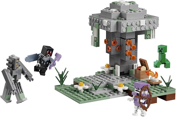 Built LEGO® Minecraft 21586 The Pale Garden set with Creaking and Mothman figures