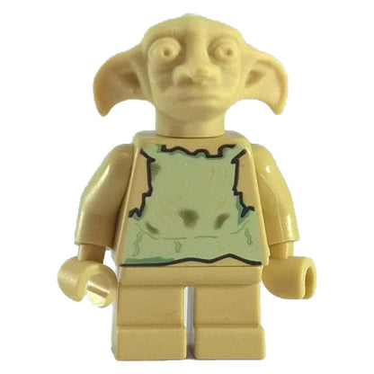 Close-up of LEGO® Minifigure hp017 – Dobby the House-Elf with large ears and detailed rag tunic printing from the Harry Potter theme.