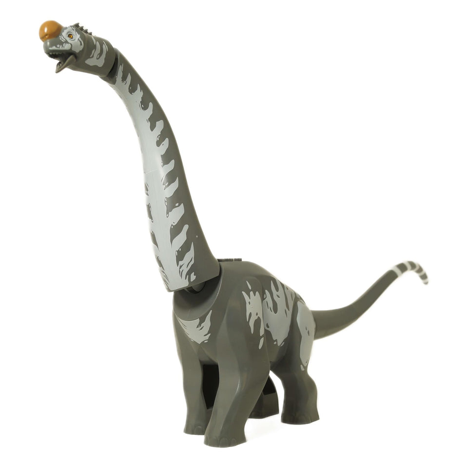 Vorderansicht im 3/4-Blick des LEGO Jurassic World Titanosaurus Dinosaurier-Figuren in Dunkelgrau mit hellgrauen Streifen.
