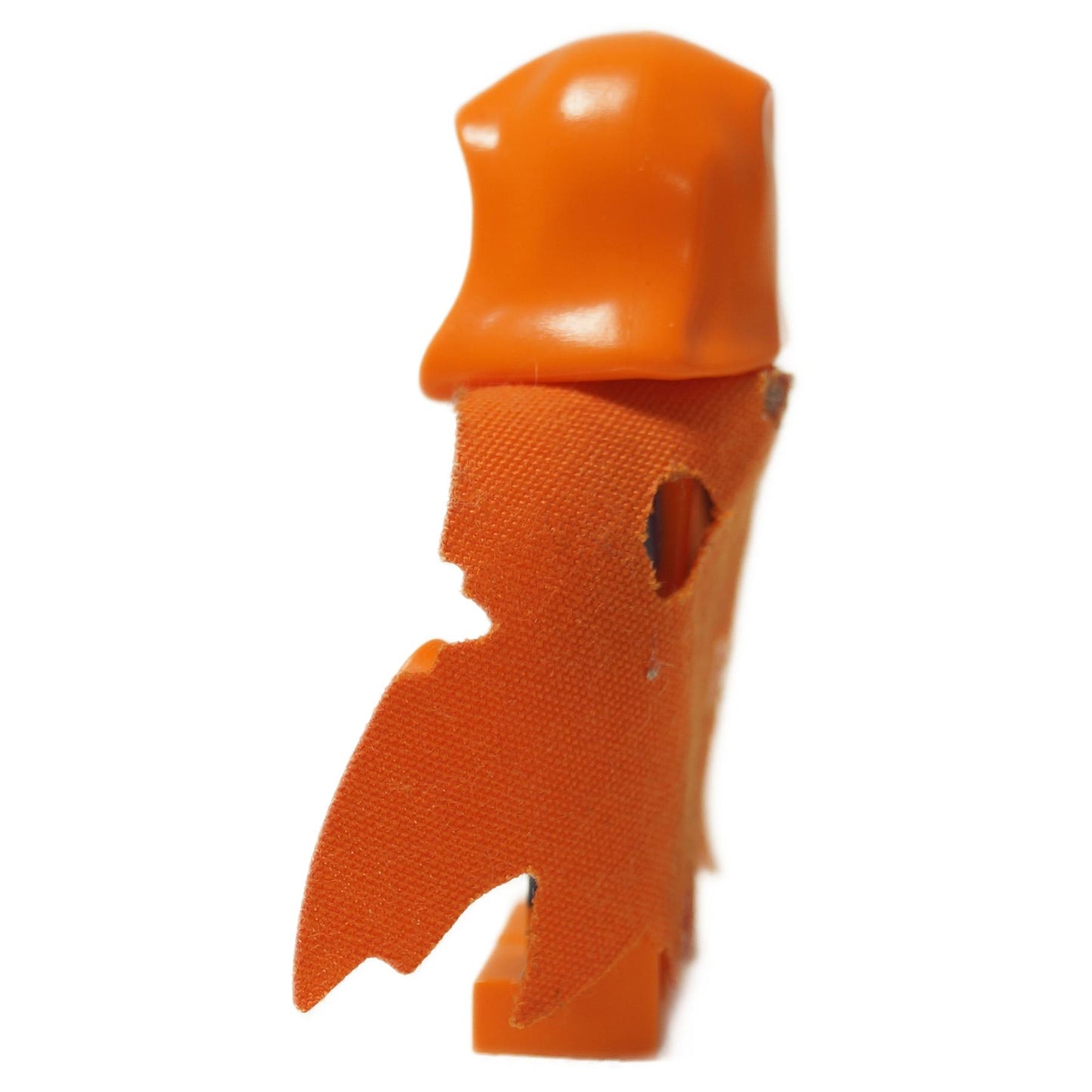 LEGO® Marvel Super-Villain Hobgoblin minifigurka (sh0268) boční pohled ukazující otrhaný oranžový plášť a kapuci.