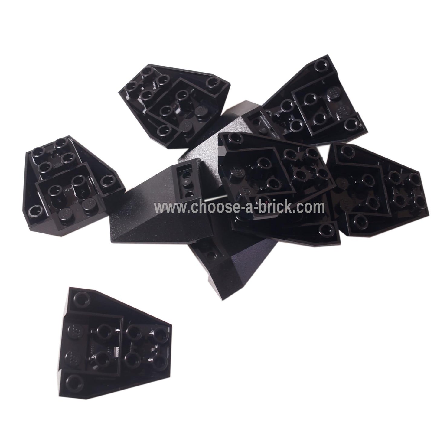 Wedge 4 x 4 Triple Inverted with Connections between Studs