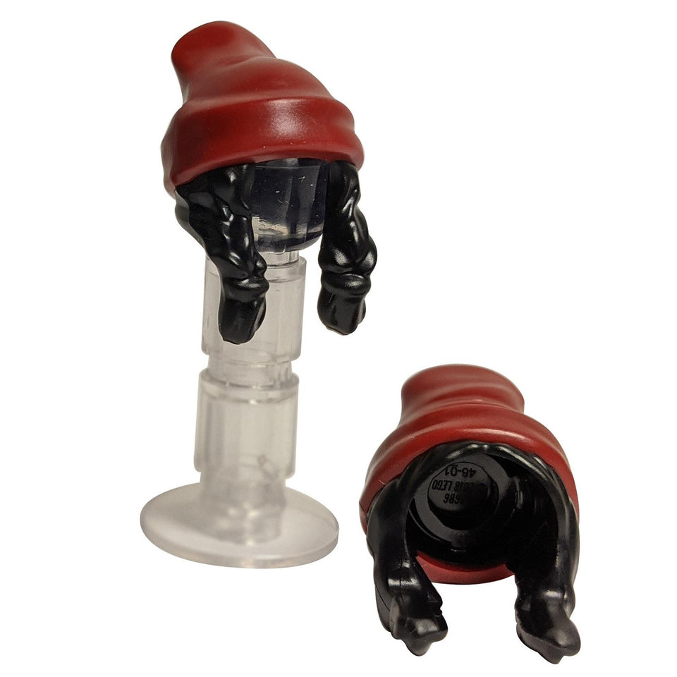 Cabelo com Chapéu, 2 Tranças sobre os Ombros com Padrão de Gorro Vermelho Escuro Moldado 