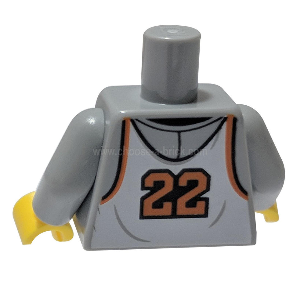 Torso gris azulado claro con camiseta blanca y número 22 en naranja en el frente y la espalda, 'SQUIDS' y patrón de calamar azul oscuro - Brazos gris azulado claro - Manos amarillas 