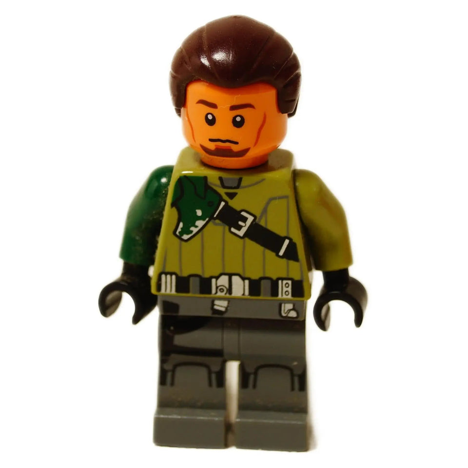 Front view of LEGO Star Wars Kanan Jarrus minifigure (sw0602) with brown hair, stubble, green sleeves, and olive vest.