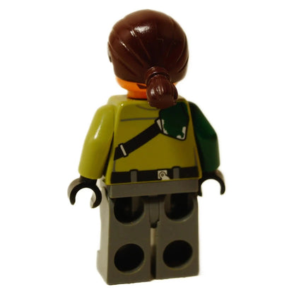 Back view of LEGO Kanan Jarrus minifigure showing olive green back printing and brown ponytail.
