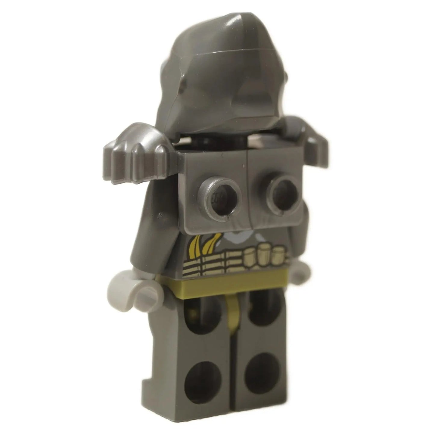  LEGO® Legends of Chima Grumlo minifigure (loc048) from the Gorilla Tribe, wearing heavy silver armor with a blue CHI orb. Back view.
