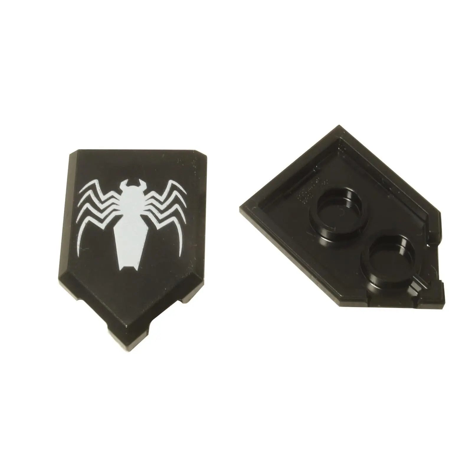 LEGO® Marvel Venom spider symbol shield tile (22385pb188), a black pentagonal tile with the white symbiote emblem.