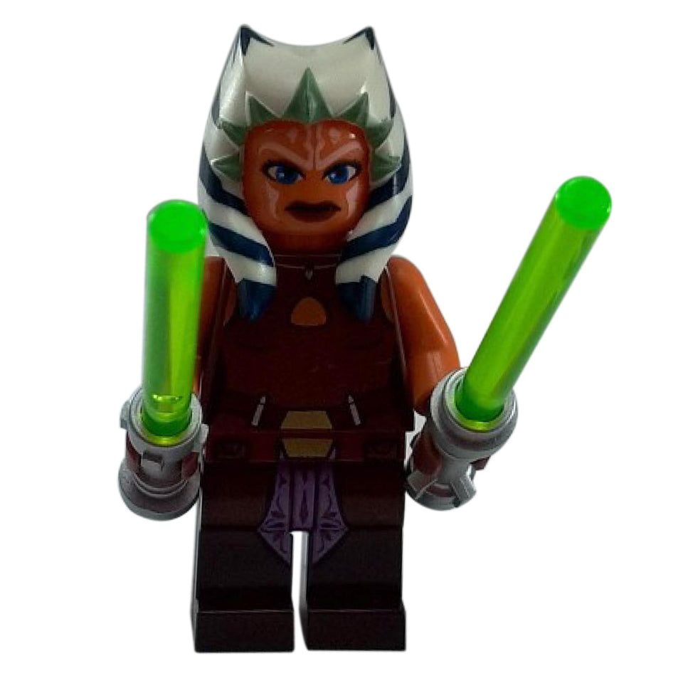 LEGO® Ahsoka Tano Padawan minifigure sw0452 with dual green lightsabers from Star Wars The Clone Wars