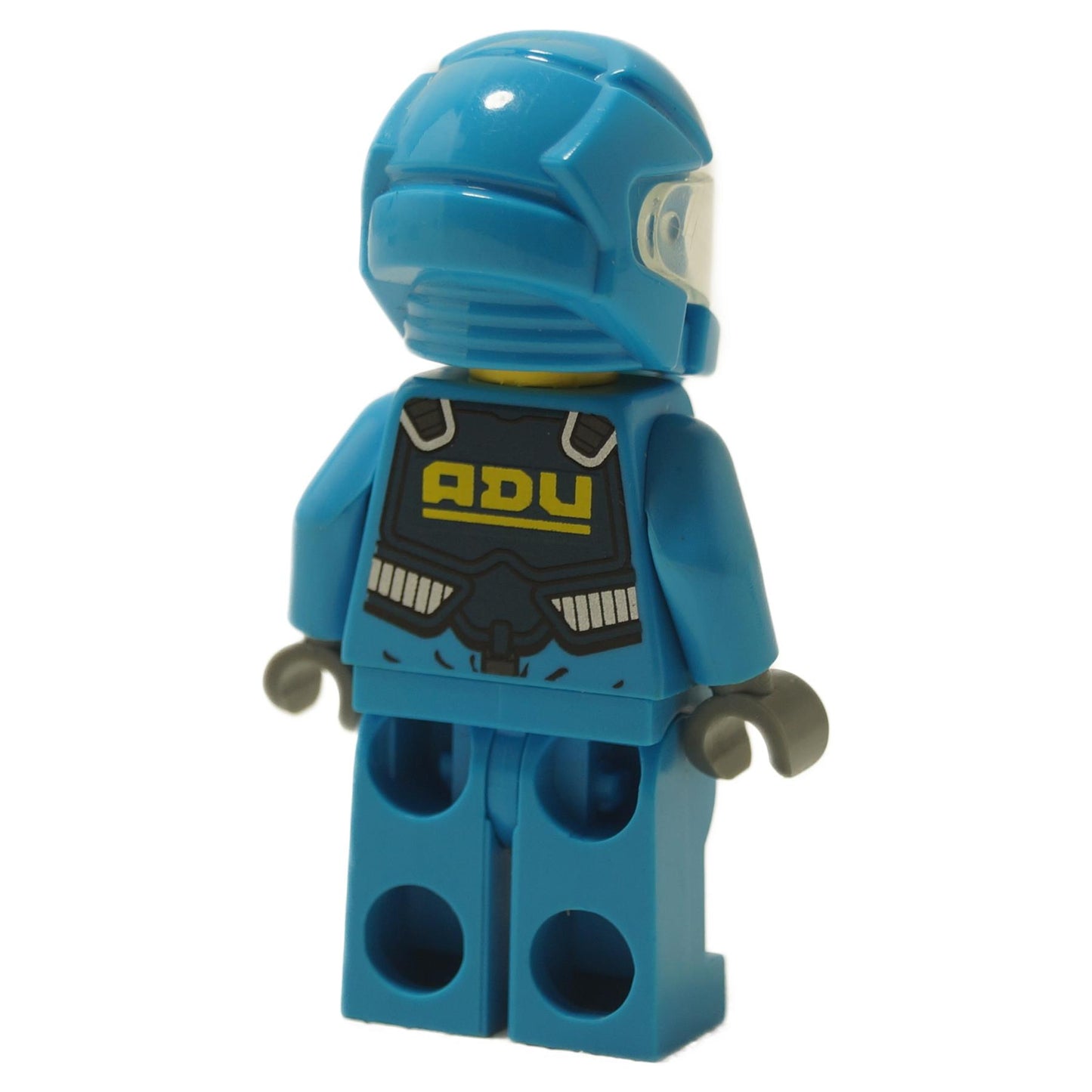 Minifigura de soldado de la Unidad de Defensa Alienígena con uniforme azul, visera de casco y caderas gris oscuro azulado, vista del perfil trasero.
