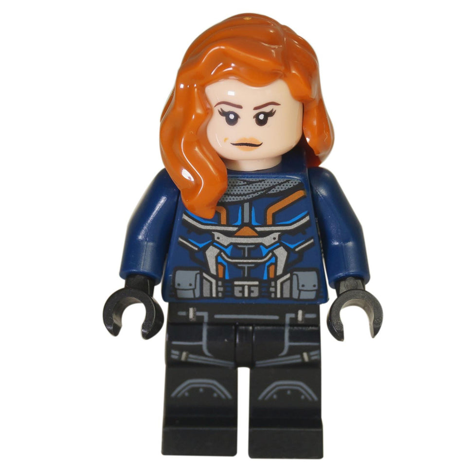 LEGO Black Widow minifigure, black jumpsuit, gold belt, front view