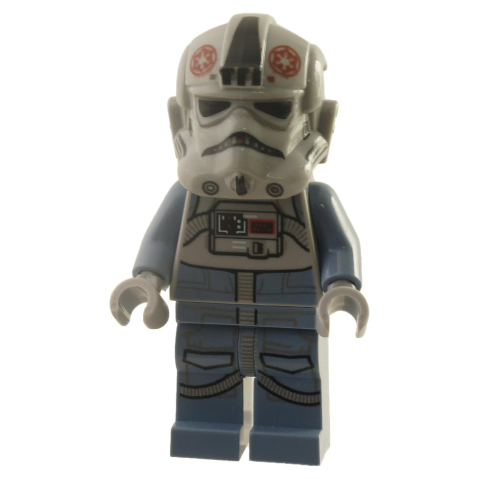LEGO Minifigura Piloto de AT-AT - Rojo Oscuro Logo Imperial, Líneas de Mejilla, Fruncido - sw1104new - Vista alternativa 1