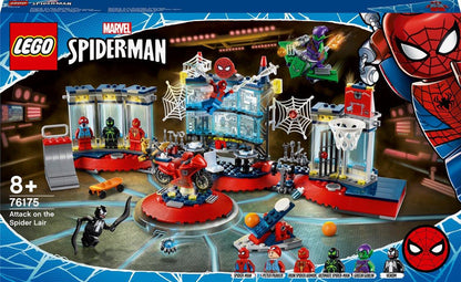 LEGO® La caja del set Marvel Spider-Man Attack on the Spider Lair 76175 mostrando la sede de alta tecnología de Peter Parker con las minifiguras de Spider-Man, Verde Goblin y Venom.