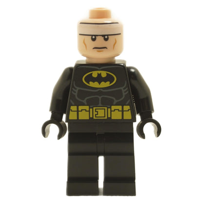 LEGO Batman minifigure tlm082, front view, no cowl, black suit