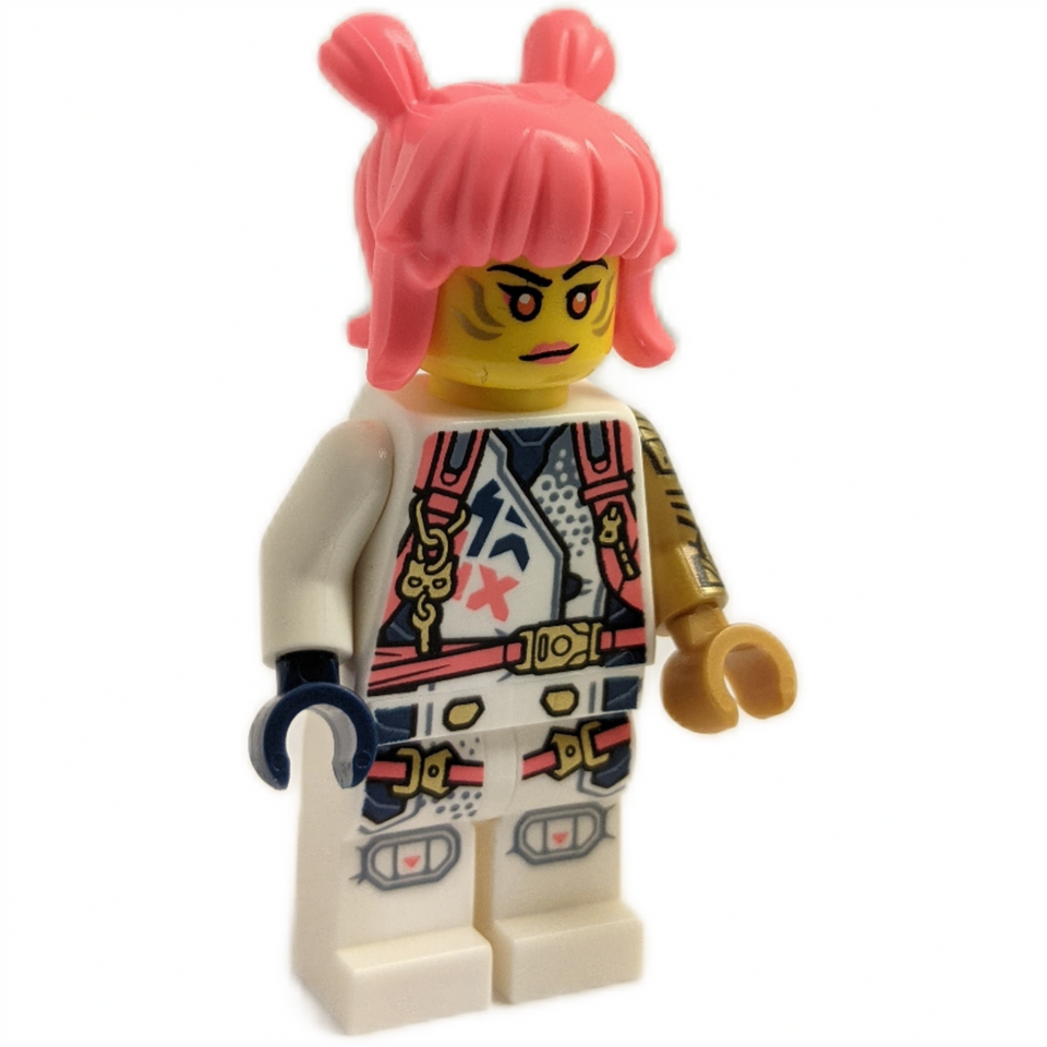®ليغو NINJAGO سُورا ميني فيغور (njo845) بشعر مزدوج وردي، وزي نينجا مفصل باللونين الأبيض والأحمر، وذراع ميكانيكية ذهبية من سلسلة Dragons Rising