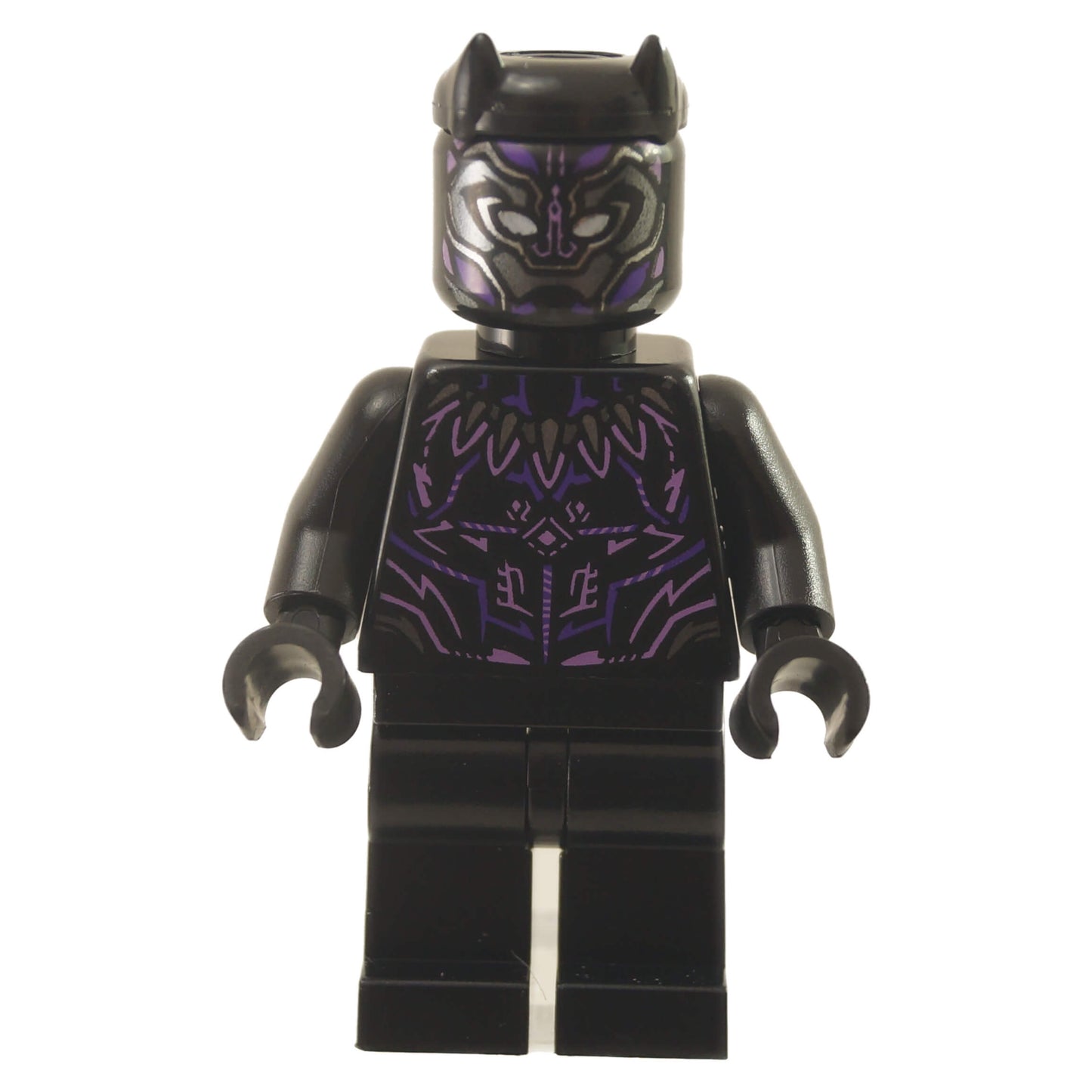 Front view of Black Panther minifigure sh0728 with white eyes, claw necklace and purple suit highlights