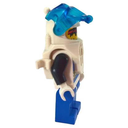 Aquanaut 1 with Blue Diving Helmet aqu001