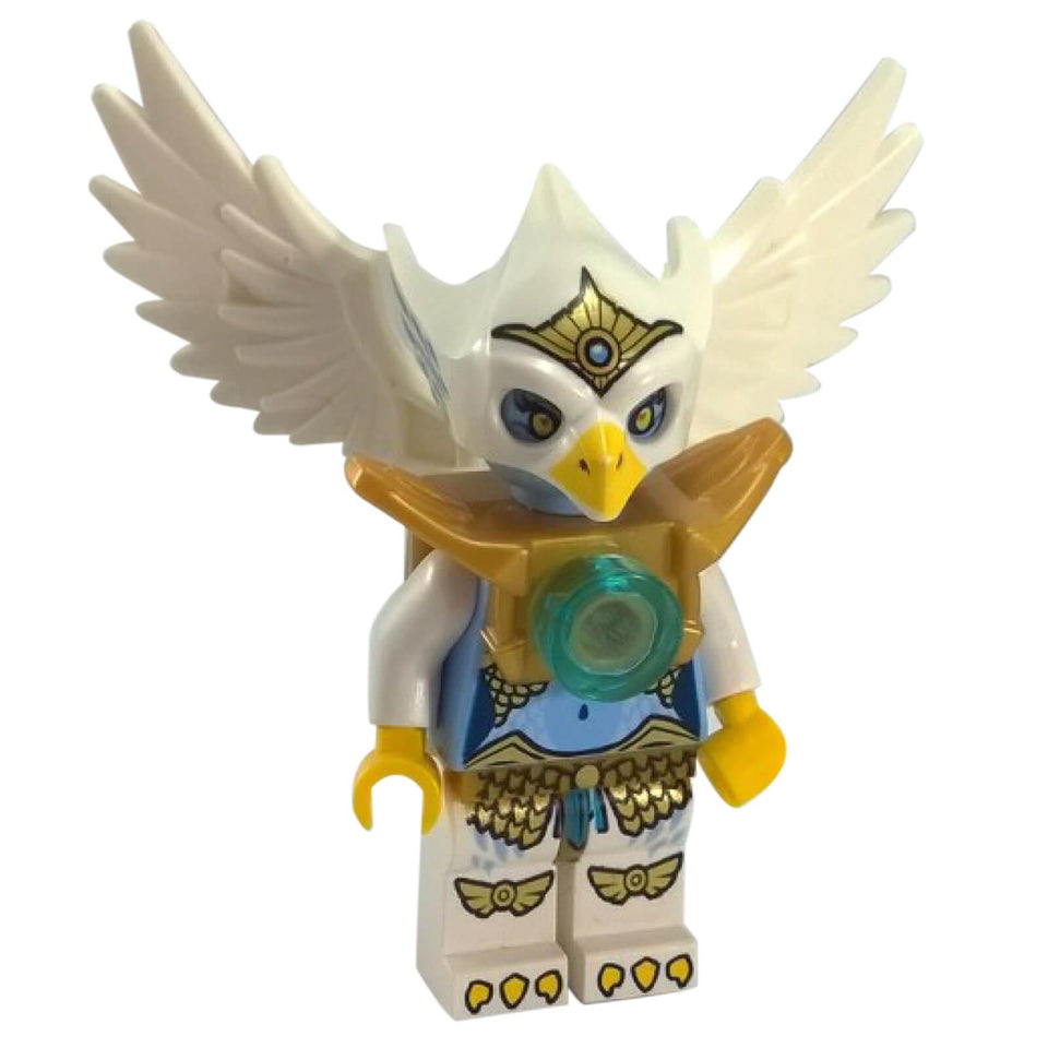 LEGO Chima Eris 미니피겨 loc005는 밝은 갑옷을 입고 있으며, 큰 흰색 날개, 흰색 독수리 헬멧, 파란색 CHI 오브가 있는 금색 가슴 갑옷을 착용하고 있습니다. 정면 보기.