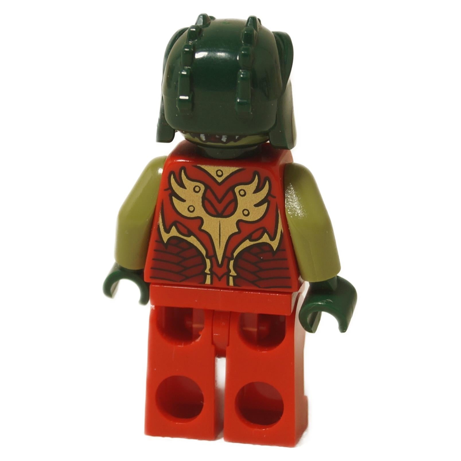 Zadní pohled na LEGO® Legends of Chima Cragger Minifigurka ukazující detailní potisk červeného a zlatého ohnivého brnění.