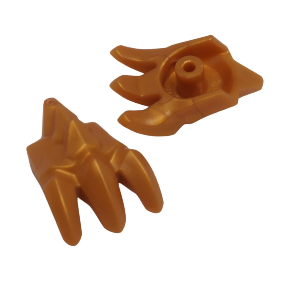 LEGO® dragon claws weapon 7879 with three curved talons.