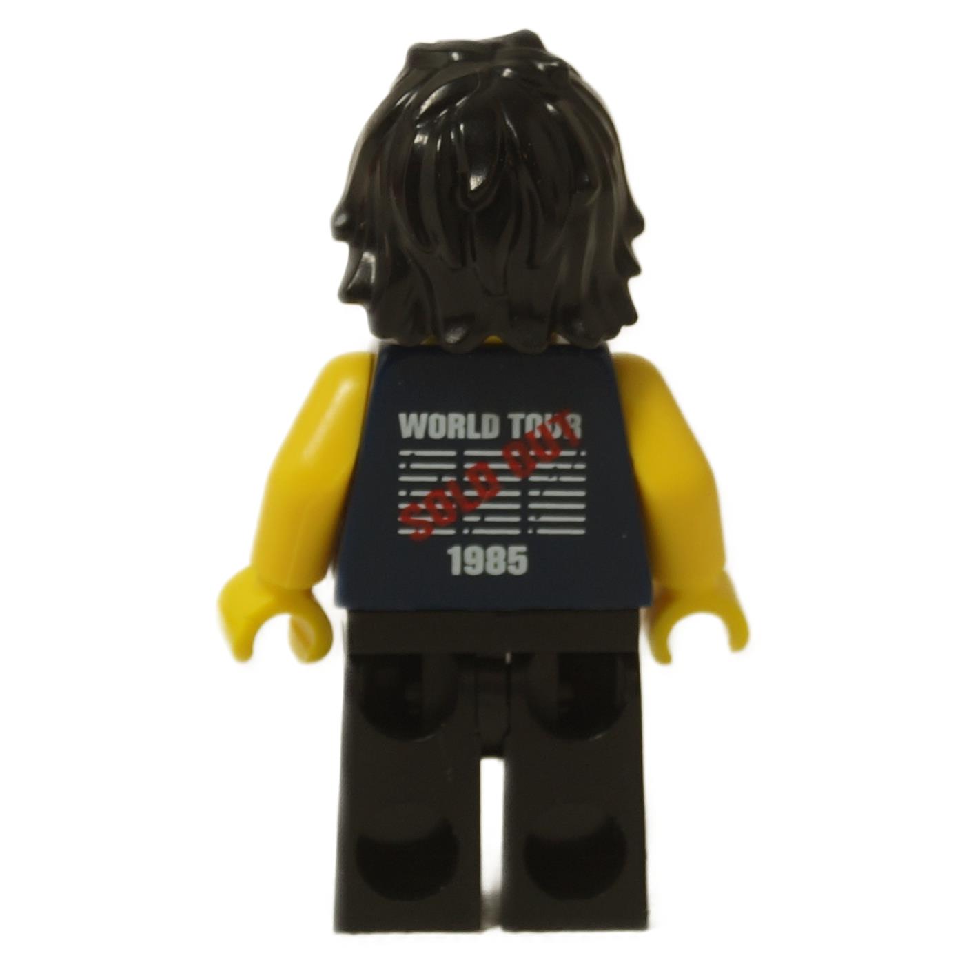 LEGO Cole minifigure (coltlnm08) from The LEGO Ninjago Movie in his casual dark blue sleeveless shirt with a silver graphic, black pants, and an angry expression. Back view.