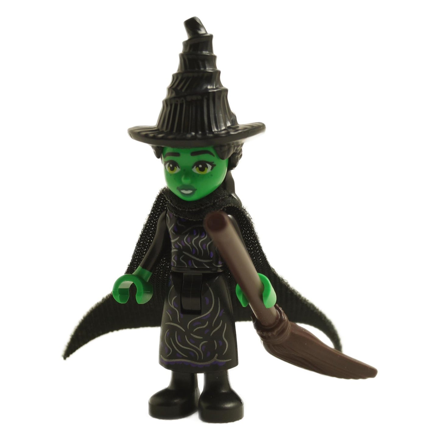 Elphaba mini-doll (wck008) with green skin wearing a dark witch outfit — Welcome to Emerald City 75684.
