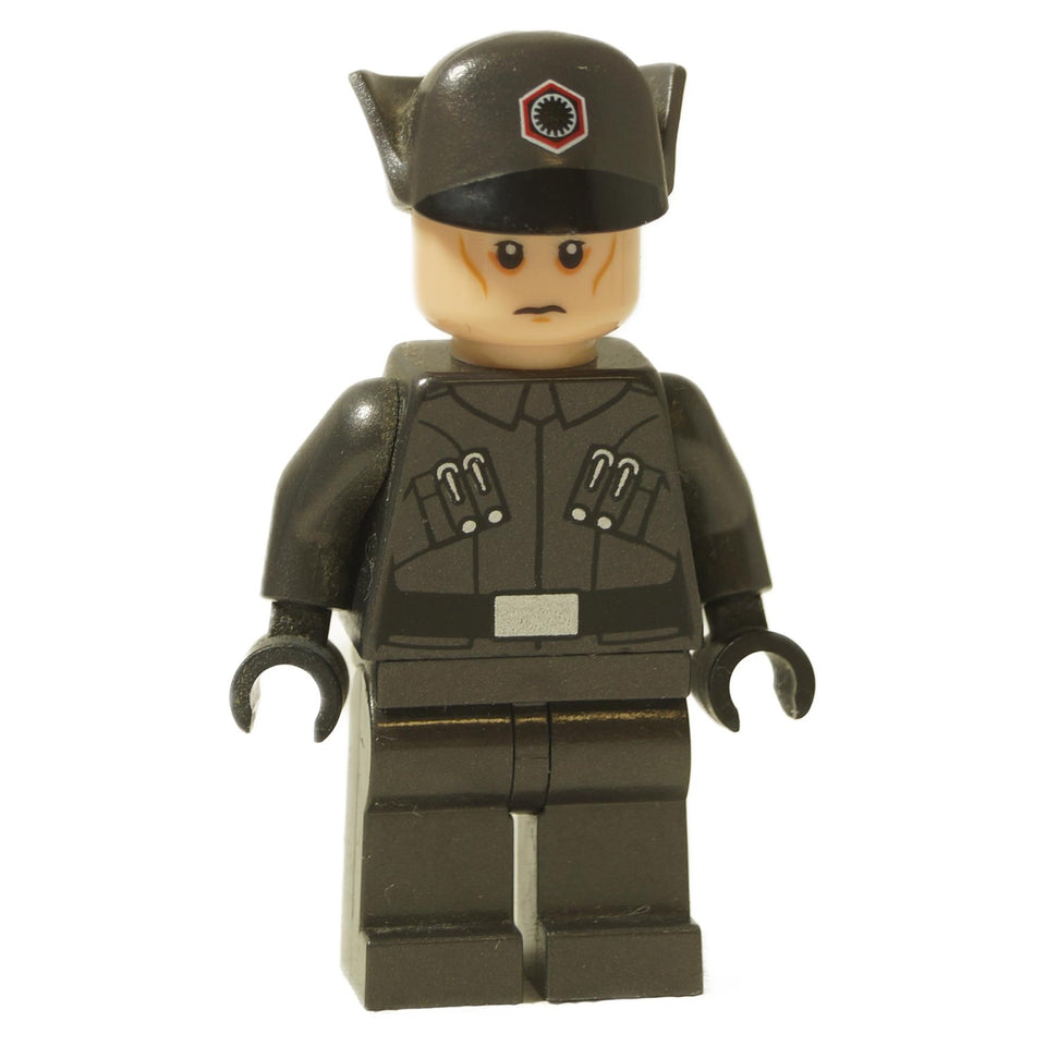  Minifigura de oficial de la Primera Orden de LEGO Star Wars mostrada de frente. La figura lleva un uniforme gris oscuro y una gorra de oficial de la Primera Orden con insignia.