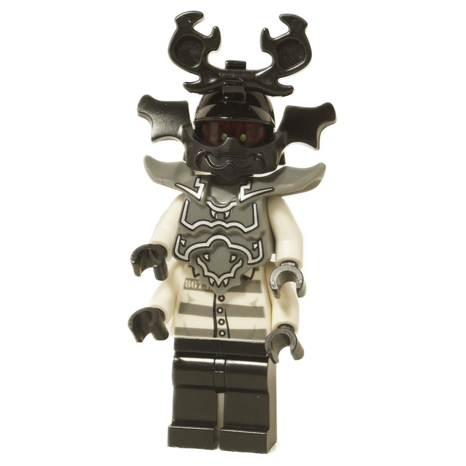 LEGO Ninjago Giant Stone Army Warrior minifigurka (njo0235) se čtyřmi pažemi, velkou černou helmou s parohy, perleťově tmavě šedým brněním a trupem s vězeňskou uniformou Kryptaria.