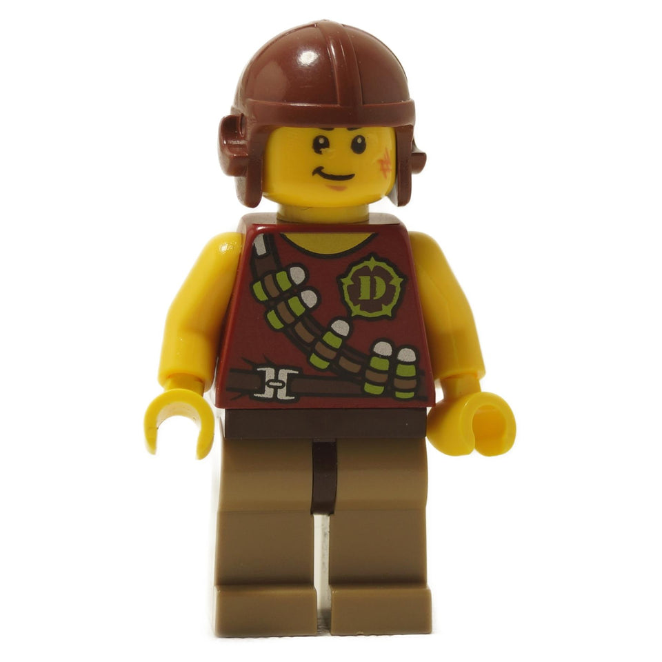 Hero minifigure accessory belt with tranquilizer darts, detailed waist piece for action and adventure builds
