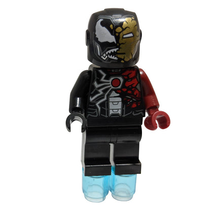 LEGO® Iron Venom minifigure sh697 from Spider-Man versus Venom and Iron Venom set 40454, featuring partially transformed headgear and detailed torso print.