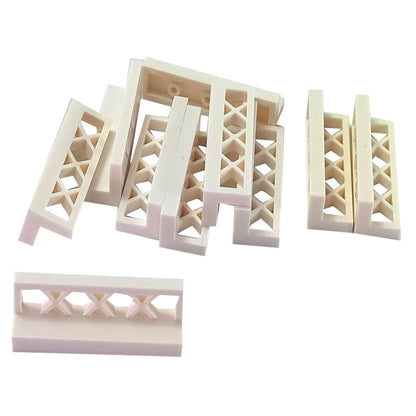 Fence 1 x 4 x 1 Lattice in white – LEGO® part 3633, decorative fence element with lattice design
